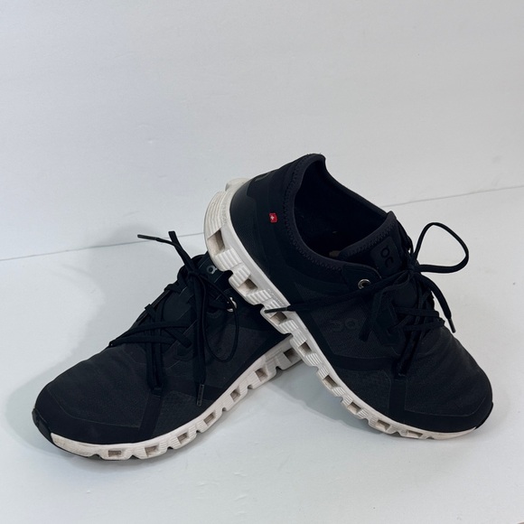 On Running Men's Black and White Cloud-Inspired Sneakers